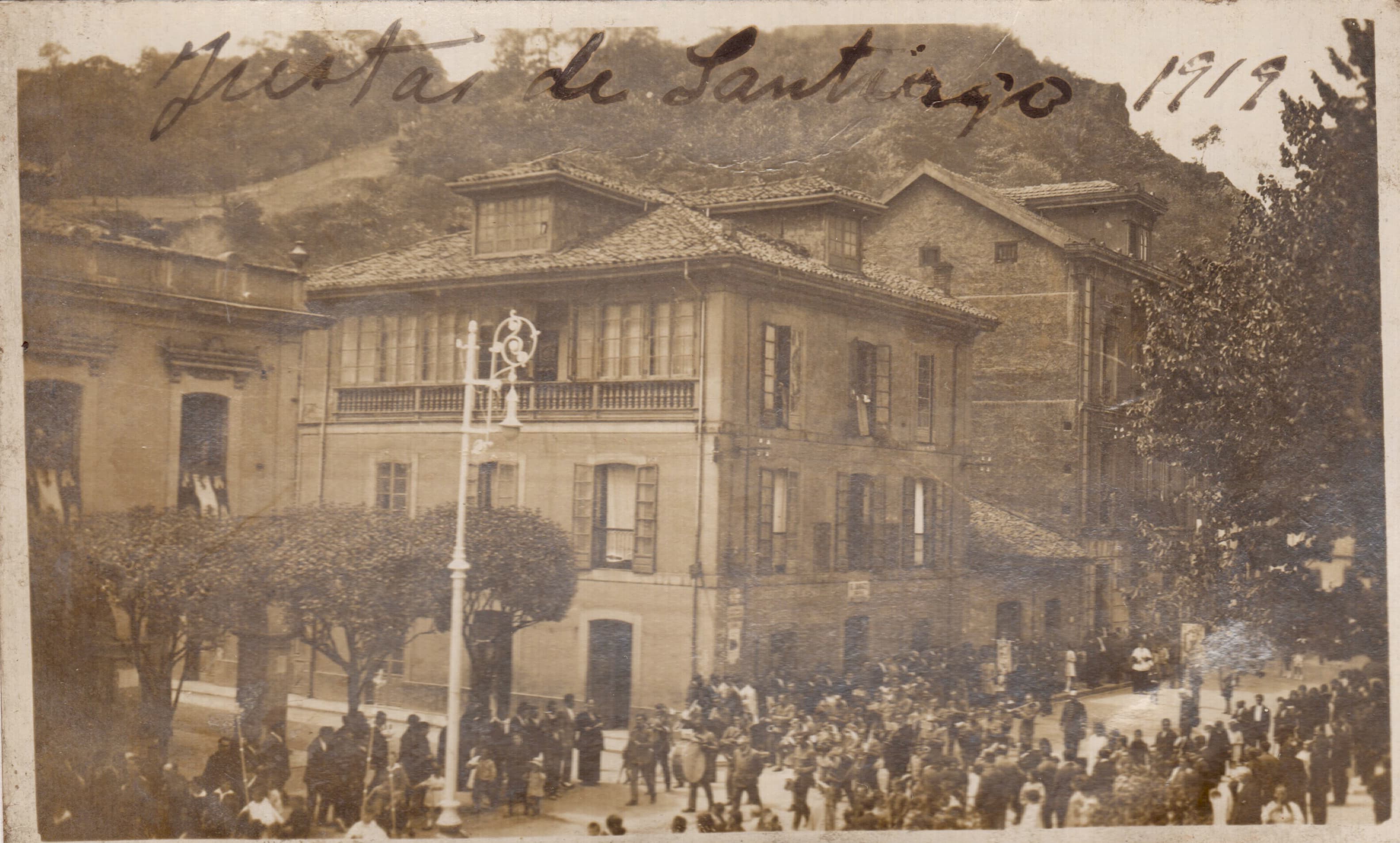 Fiestas de Santiago en Sama, 1919