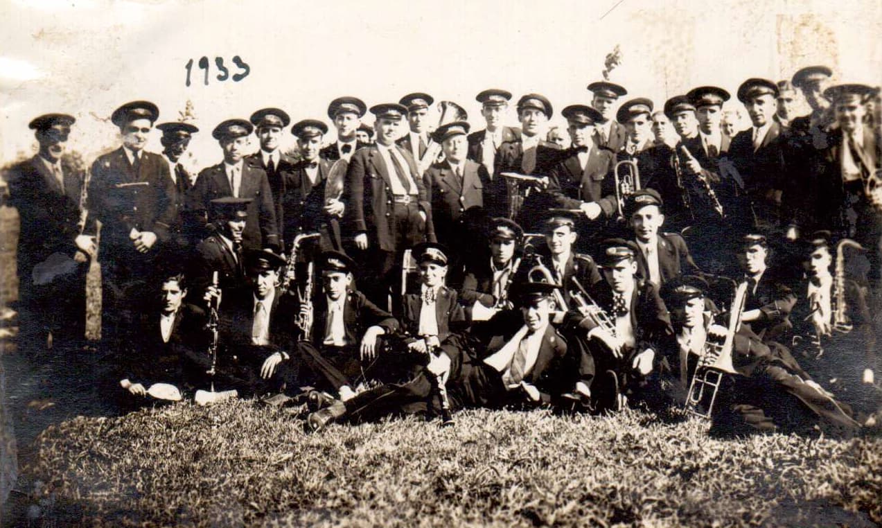 Fotografía de conjunto de la banda, 1933